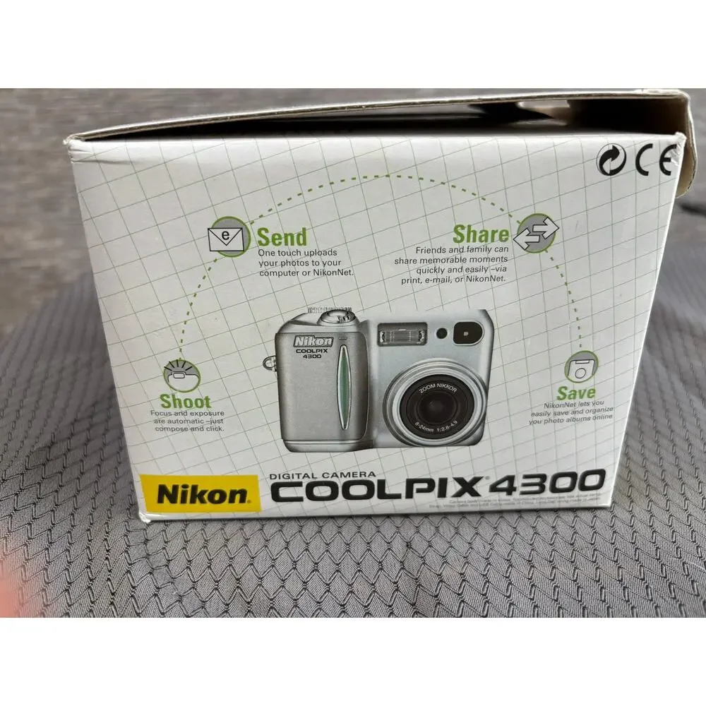 Vintage Nikon Coolpix 4300 Digital Camera 4.0 MP 3x Zoom Silver Box Manual CD